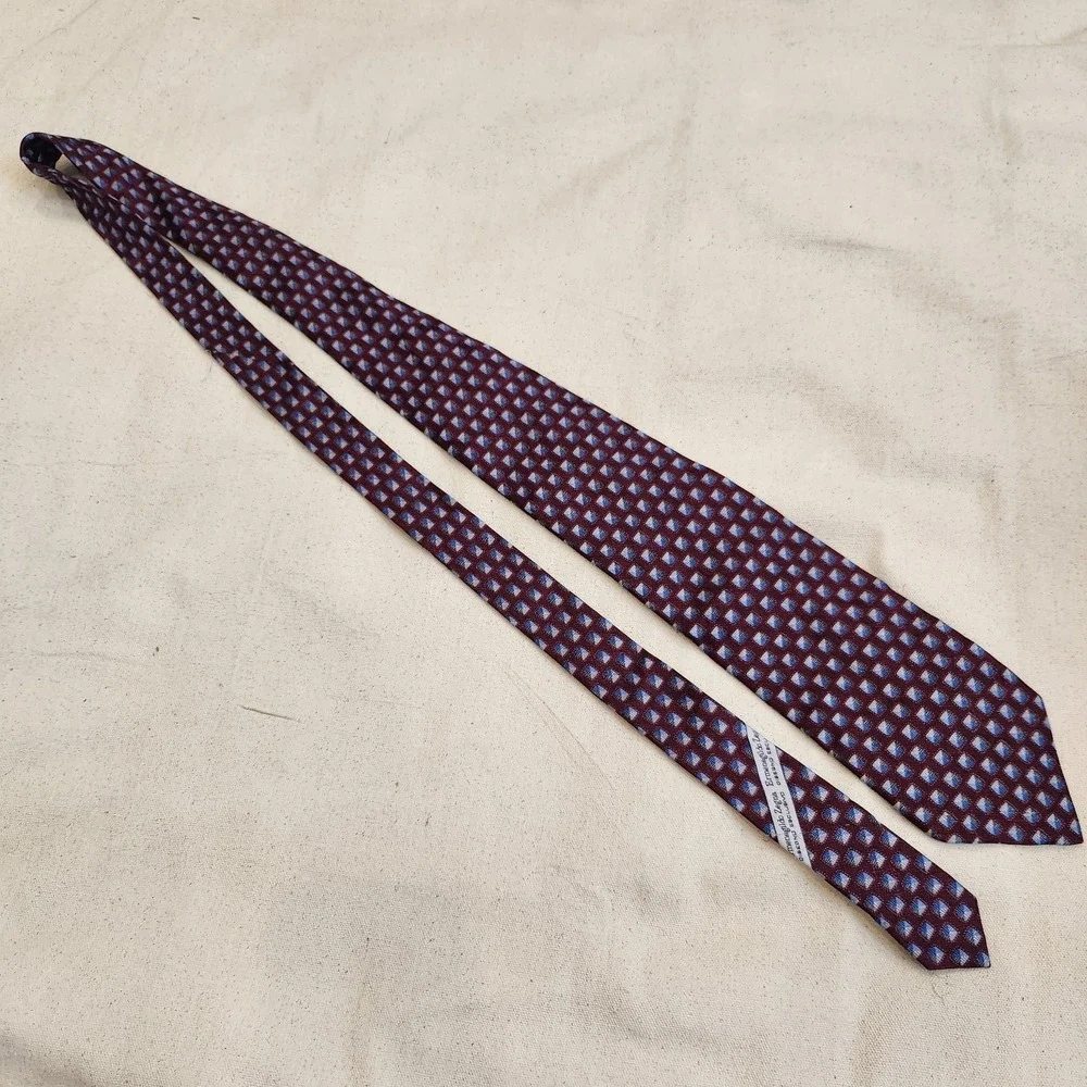 Ermenegildo Zegna Men's Silk Tie Burgundy Blue Geometric Square Pattern Italy